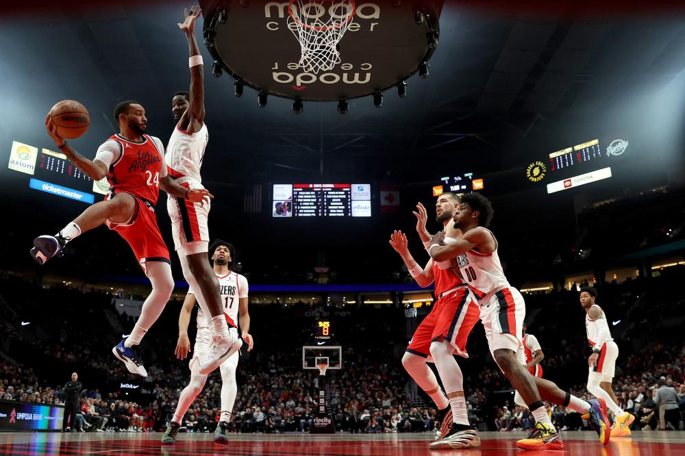 曼虽然在合 曼虽然在合