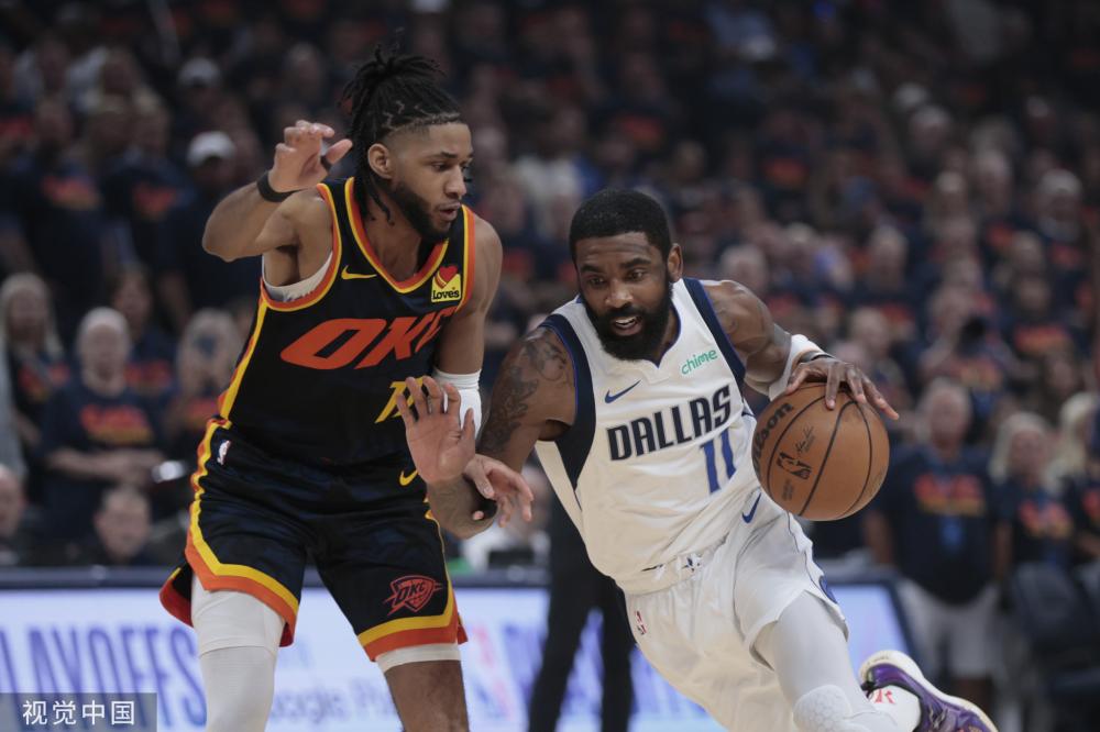 明了她们在 明了她们在