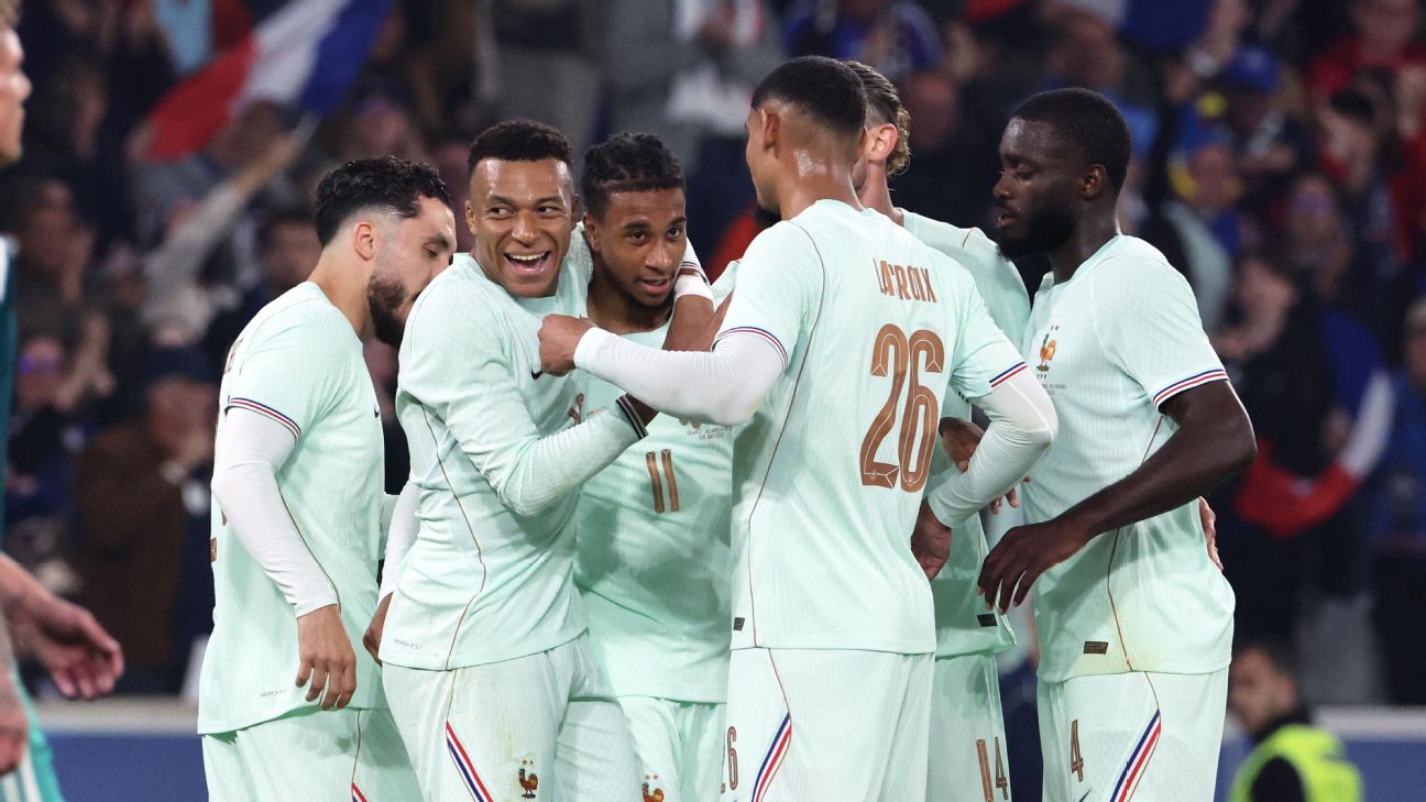 世界杯2026前瞻：西班牙法国领跑，金球奖与黑马预测出炉